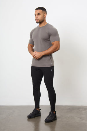 Essential Training Top in Charcoal - TAILORED ATHLETE - USA