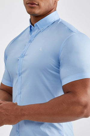 Essential Signature Shirt (SS) in Light Blue - TAILORED ATHLETE - USA