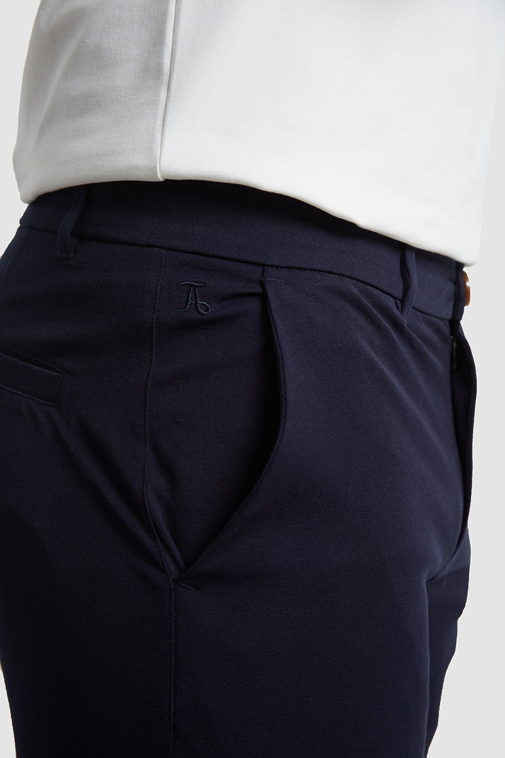 Athletic Fit Chino Shorts - - ATHLETE Navy in USA TAILORED